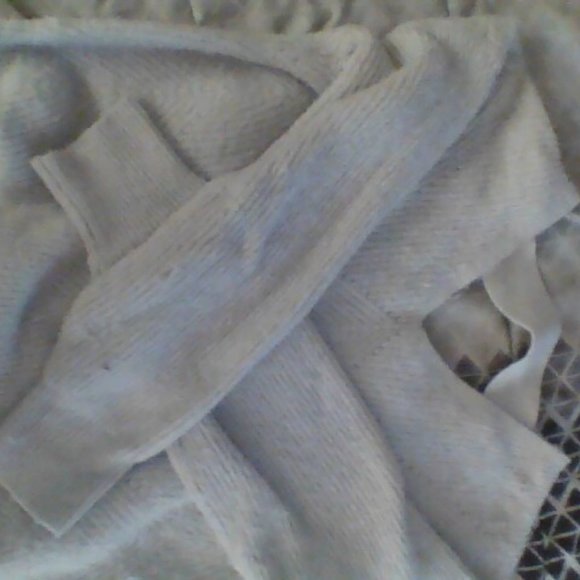 cream soft sweater - Picture 1 of 2